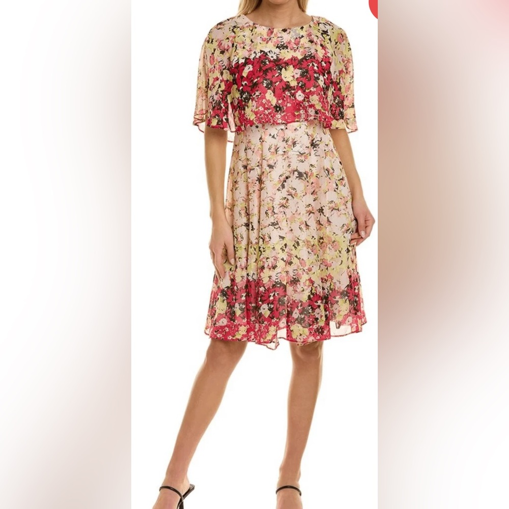 Maison Tara Floral Size 22w Euc Short Cape Sleeves